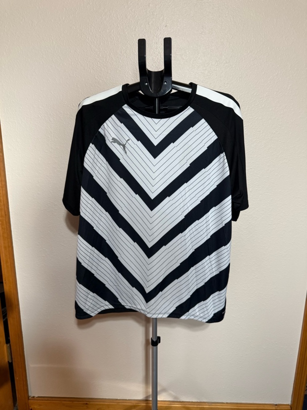 Puma Black Crew Neck Athletic Tee with White‎ Logo